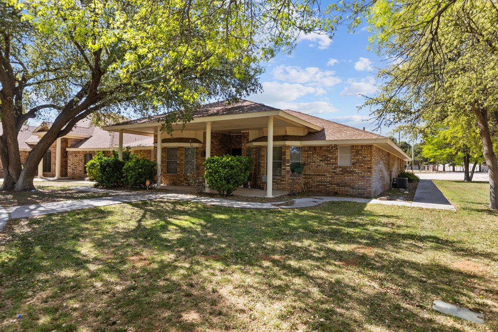 804 NE 1470, Andrews, Texas image 31