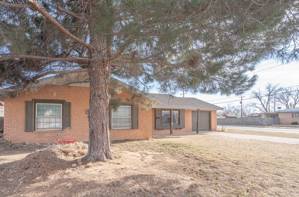 2700 Beechwood St, Odessa, Texas image 2