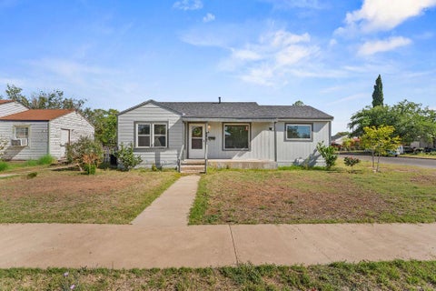 Homes For Sale - 1100 Smith Street<br/> Odessa, TX 79763