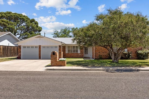 Homes For Rent - 3700 Fairmont Dr<br/> Odessa, TX 79762