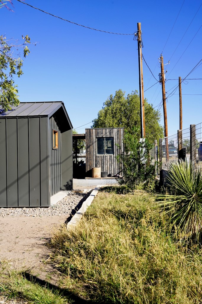 1109 E Murphy St, Marfa, Pennsylvania image 40