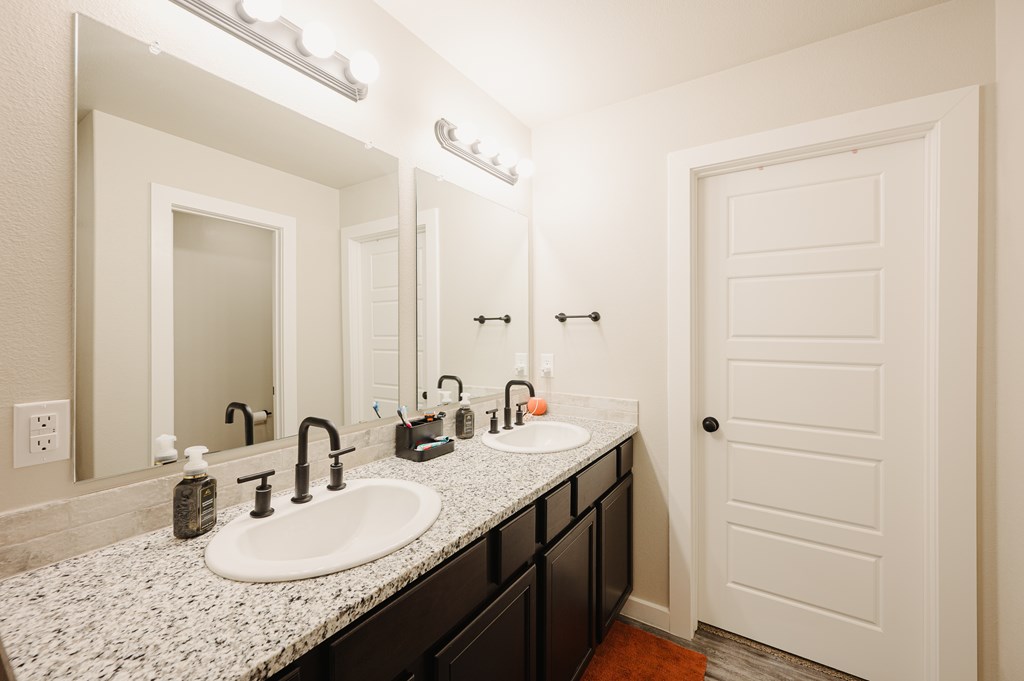 909 Canal St, Odessa, Texas image 18
