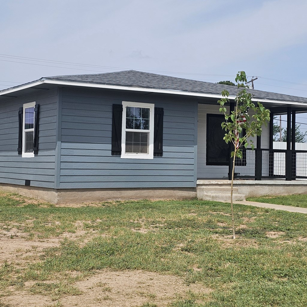 1310 S Emerson Ave, McCamey, Pennsylvania image 2