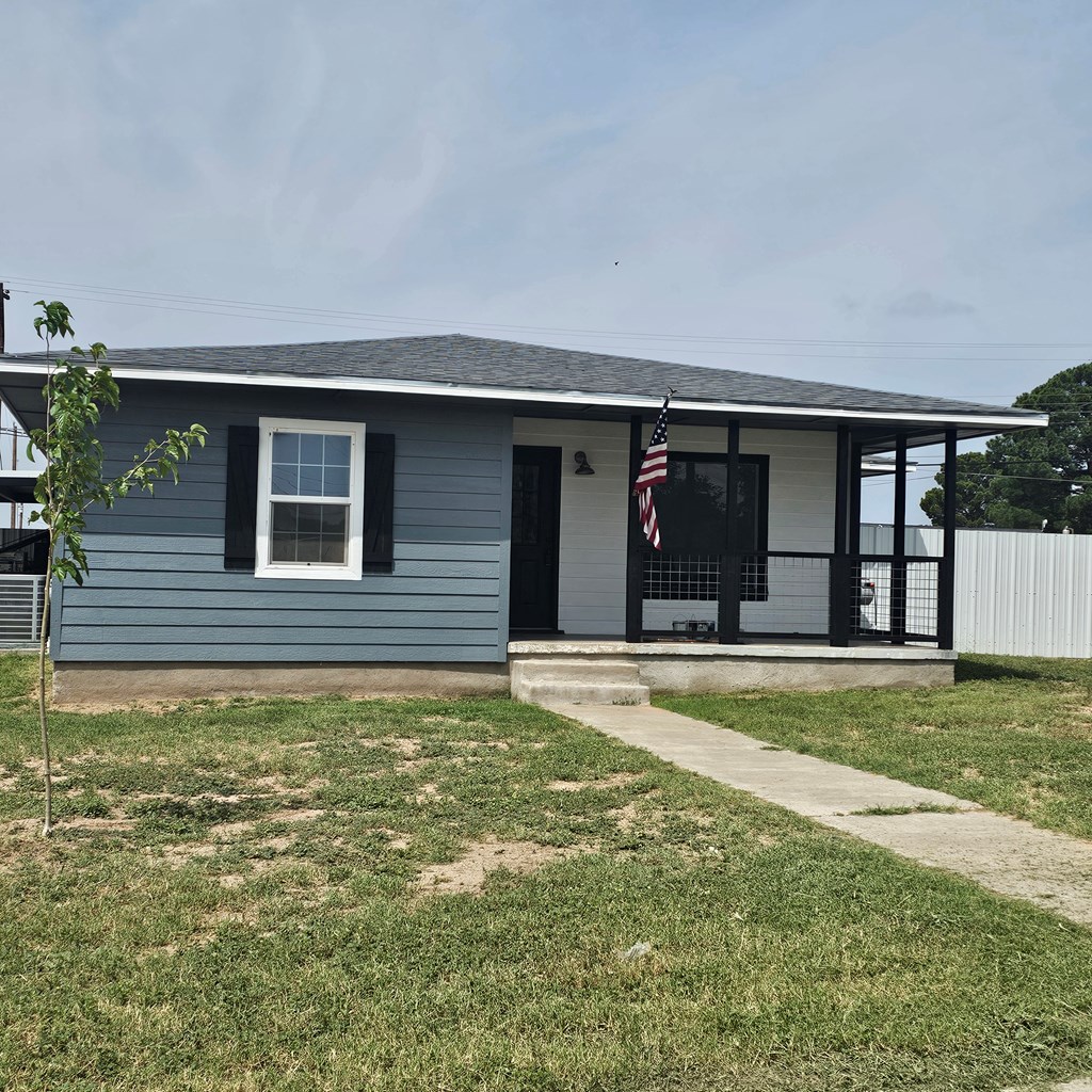 1310 S Emerson Ave, McCamey, Pennsylvania image 3