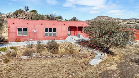 Homes For Sale - 101 W Cedar Drive<br/> Jeff Davis County, Fort Davis, TX 79734