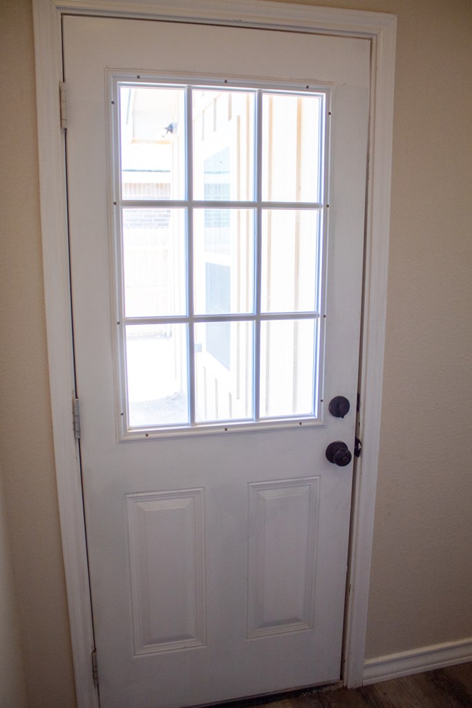 509 El Paso, Wickett, Texas image 14