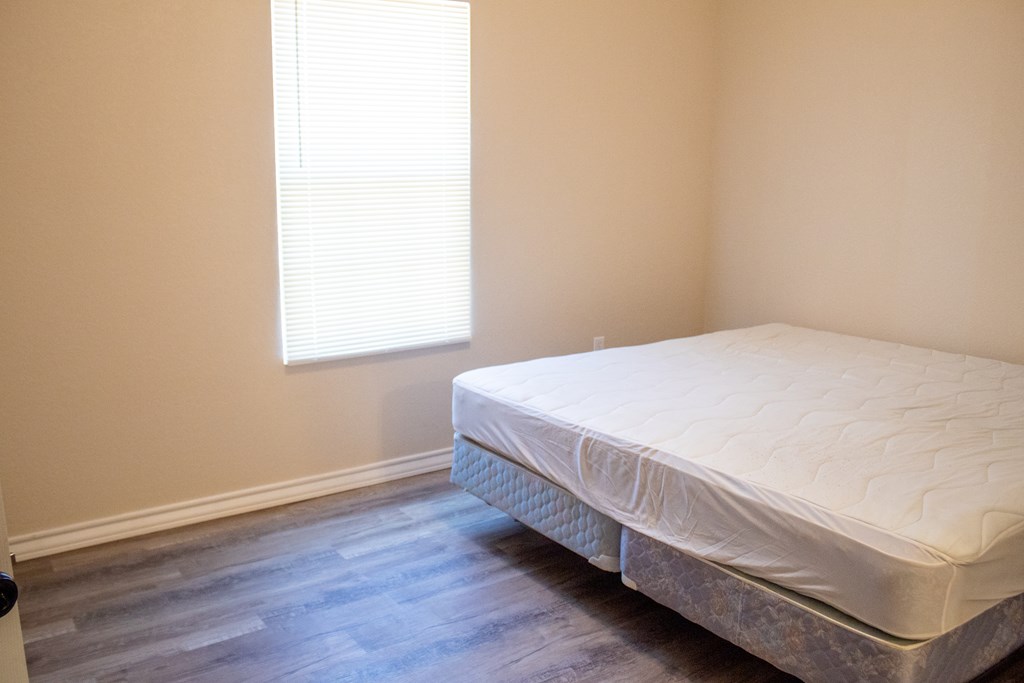 509 El Paso, Wickett, Texas image 17