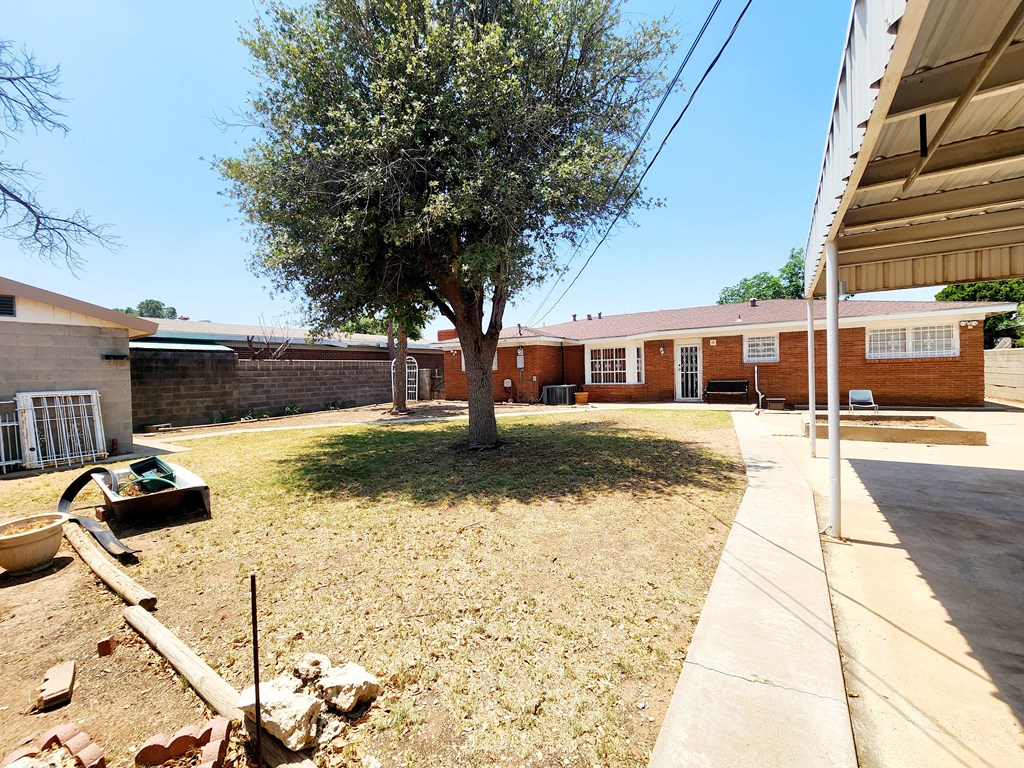 2104 Redbud Ave, Odessa, Texas image 17