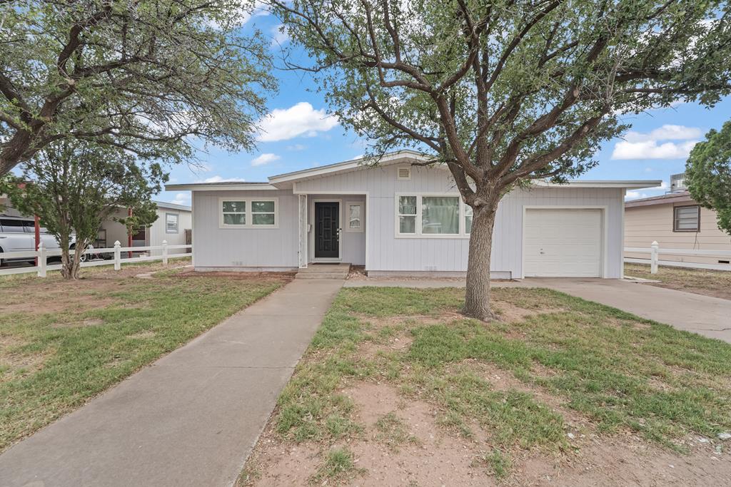 1716 E 10th St, Odessa, Texas image 1