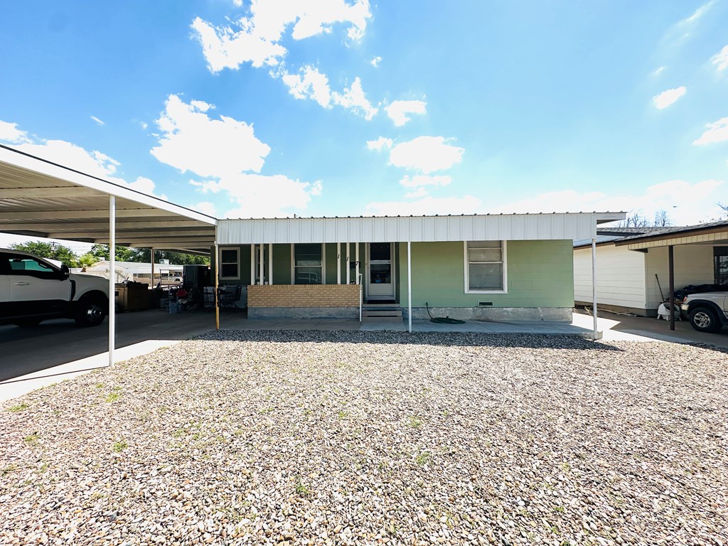 117 N Ave D, Kermit, Texas image 2
