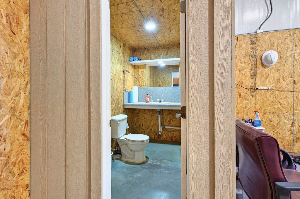 470 Pr 201 F, Seminole, Texas image 13