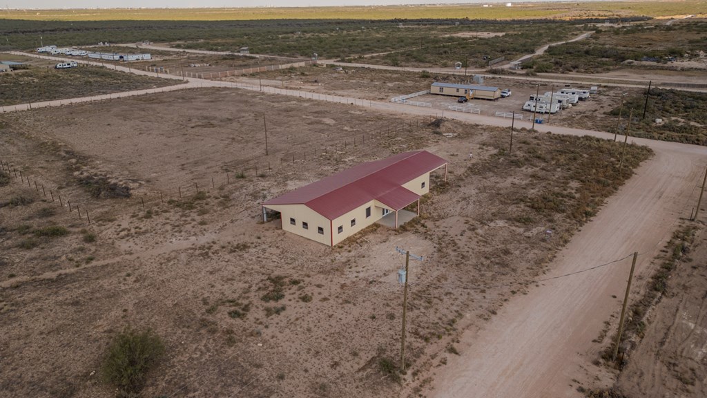 7302 W County Rd 173, Midland, Texas image 18