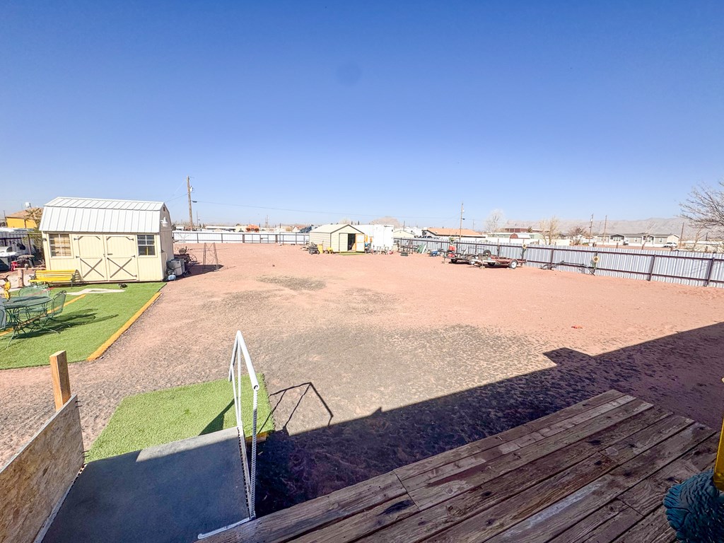 603 Baylor St, Van Horn, Texas image 20