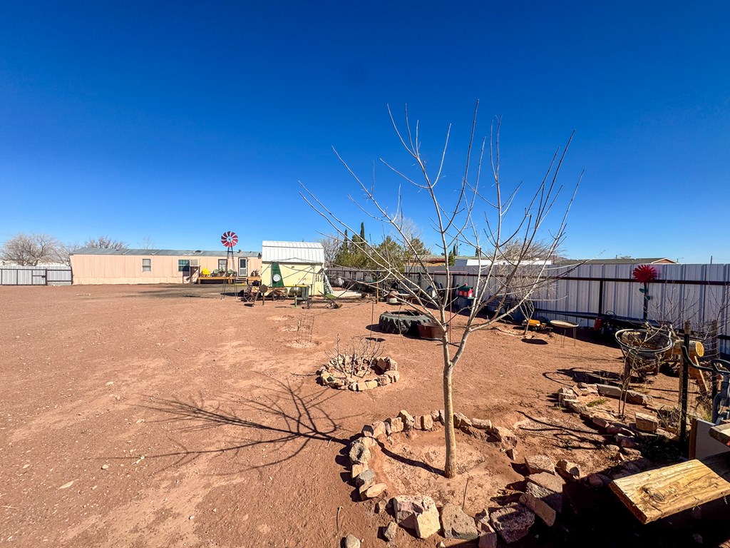603 Baylor St, Van Horn, Texas image 26