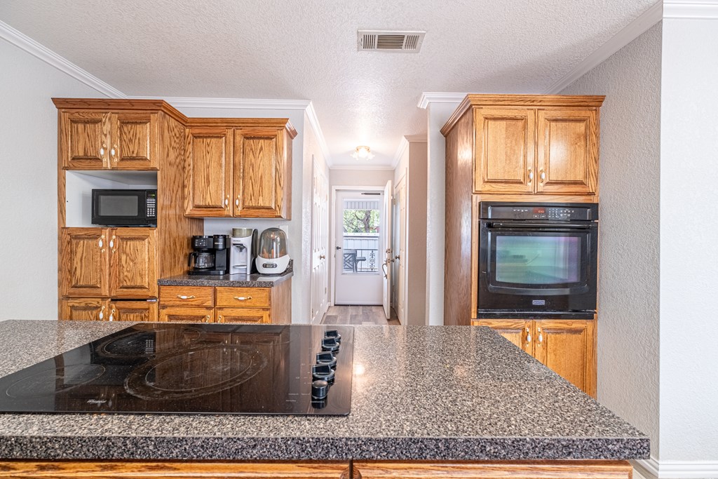 606 SW 6th St, Seminole, Texas image 8
