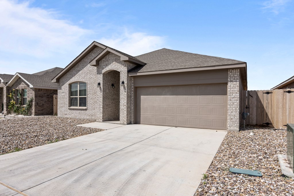 6211 Globe Life Ct, Odessa, Texas image 2
