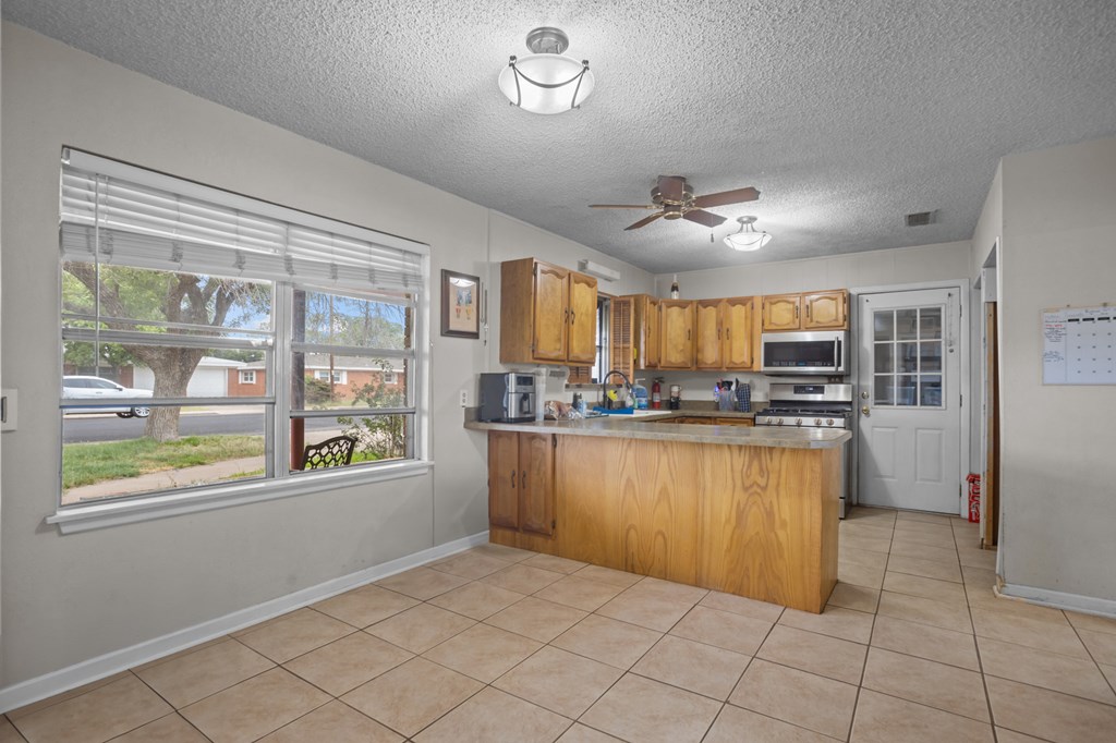 2110 Redbud Ave, Odessa, Texas image 4