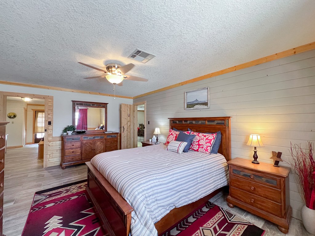 506 W Texas St, Marfa, Texas image 19