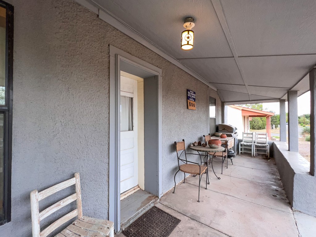 506 W Texas St, Marfa, Texas image 5