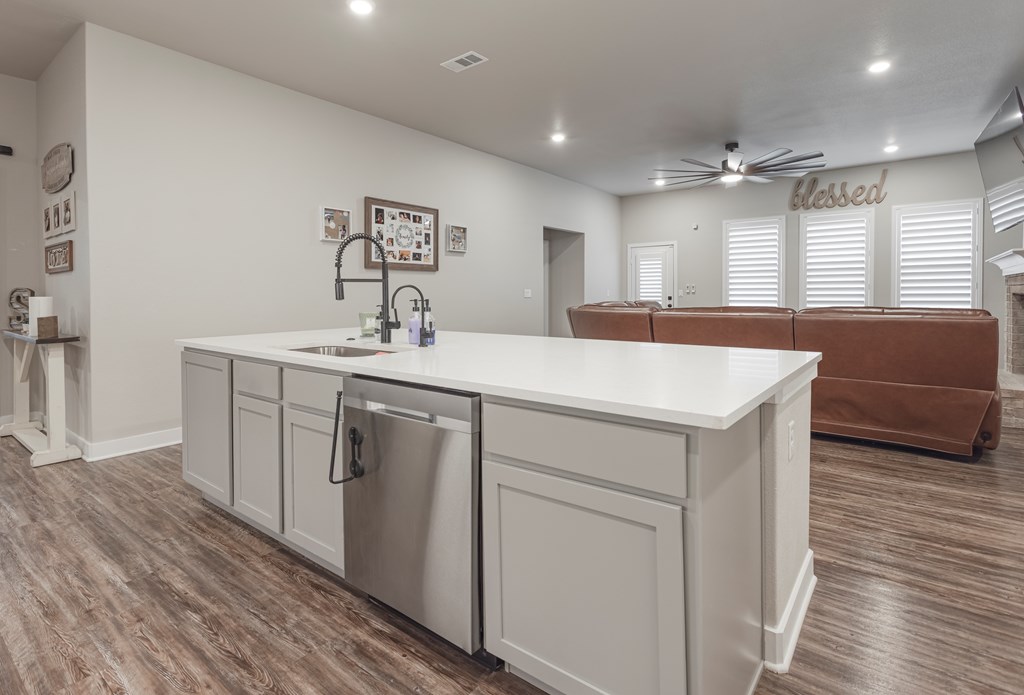 1516 Derrick Ave, Odessa, Texas image 4