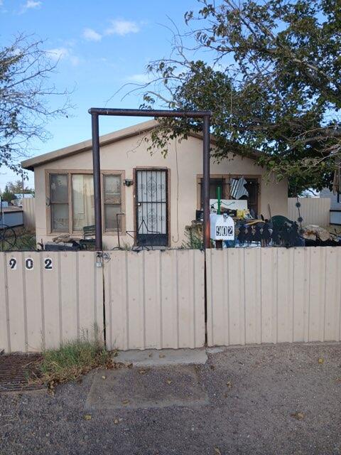 Homes For Sale - 902 S Ash St<br/> Pecos, TX 79772