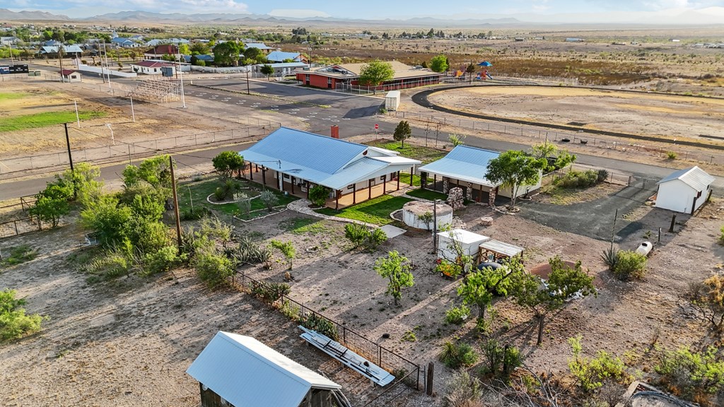 101 N 7th St, Marathon, Texas image 31