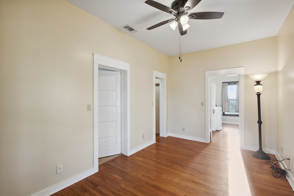 101 N 7th St, Marathon, Texas image 17
