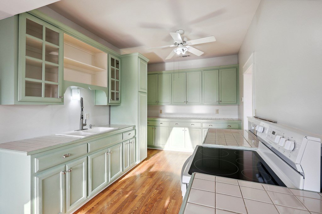 101 N 7th St, Marathon, Texas image 9