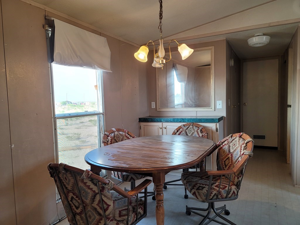 4908 W Gomez, Fort Stockton, Texas image 3