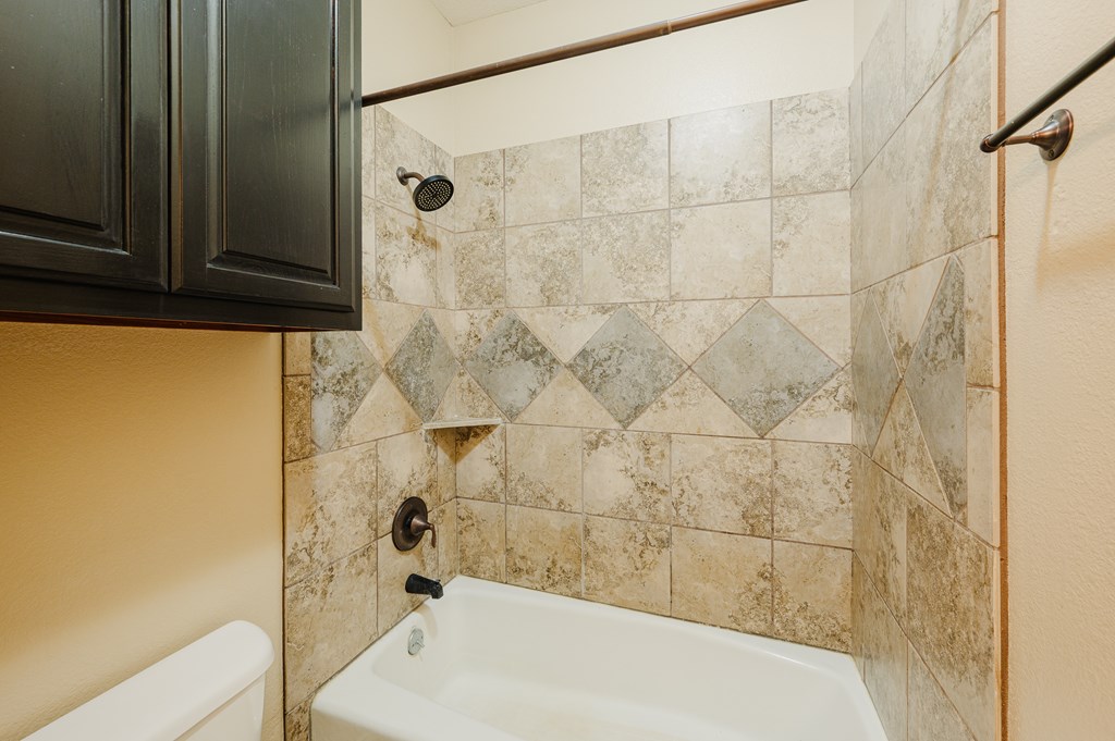 804 E County Rd 140 Circle, Midland, Pennsylvania image 23