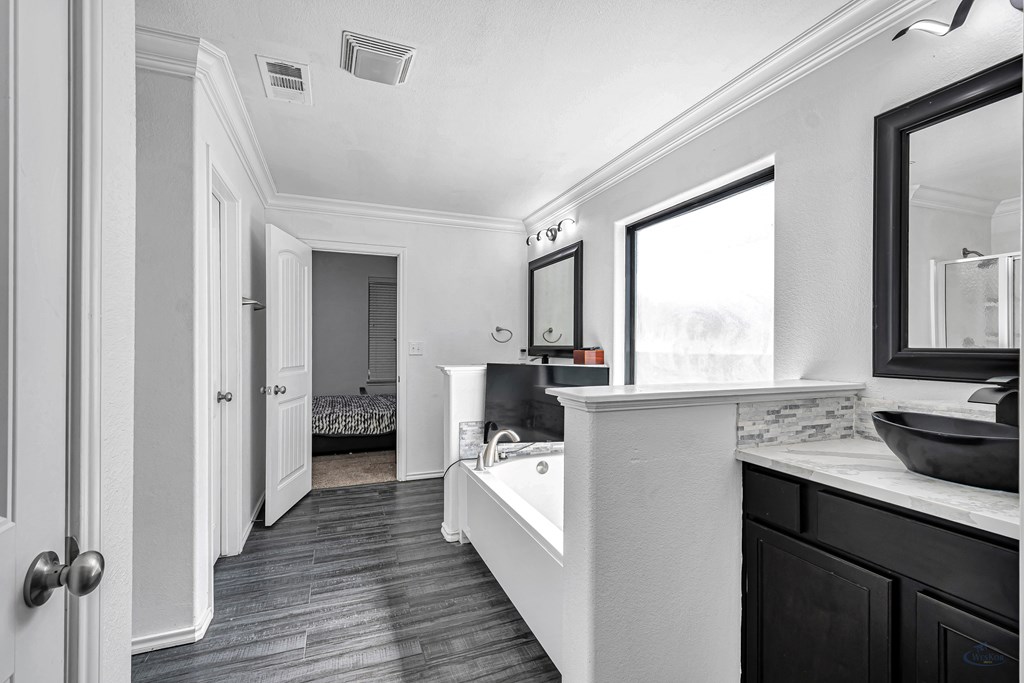 9804 Sagebrush Ave, Odessa, Texas image 28