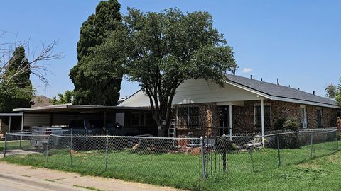 Homes For Sale - 1123 E Estes Ave<br/> Midland, TX 79701