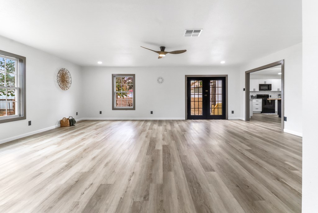 1005 W 25th St, Odessa, Texas image 23