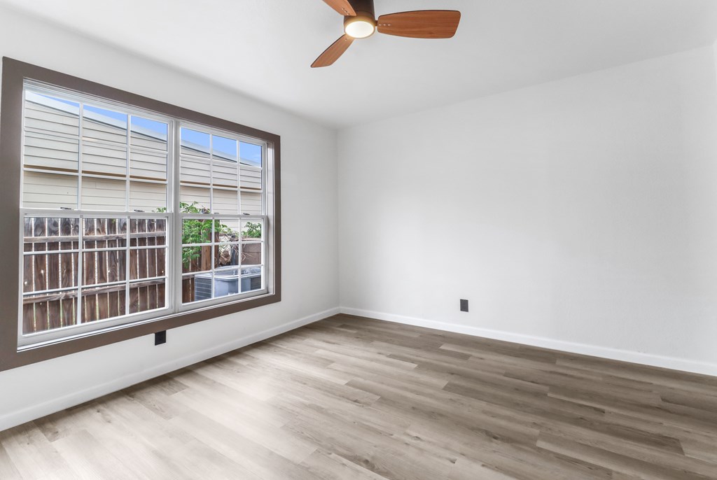 1005 W 25th St, Odessa, Texas image 16