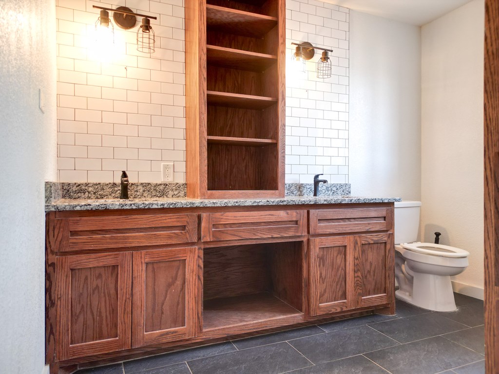 509 SW Ave E, Seminole, Texas image 20