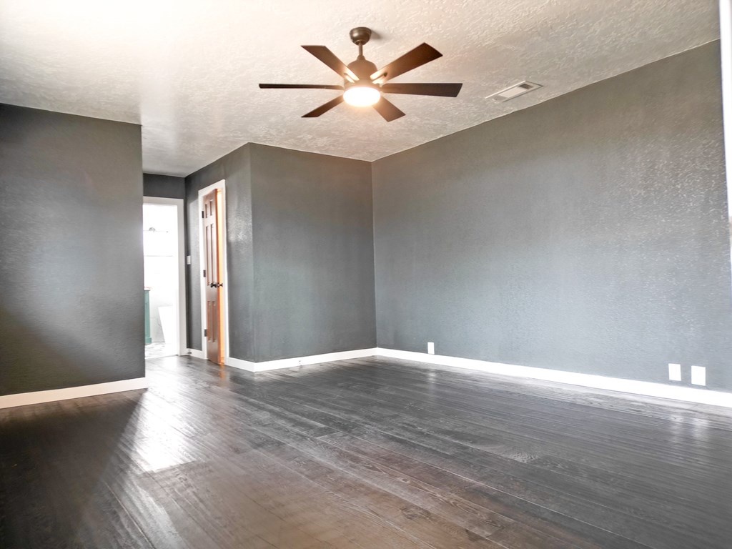 509 SW Ave E, Seminole, Texas image 13