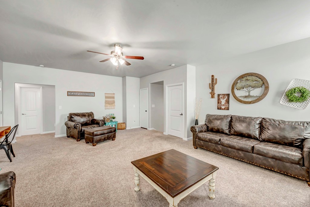 8430 E County Rd 114, Midland, Pennsylvania image 36