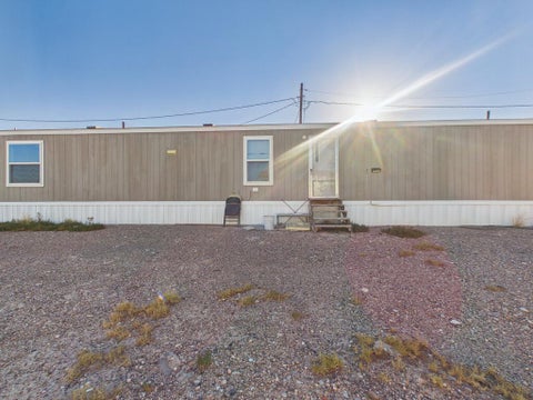 Mobile Home For Sale - 409 E D St<br/> Reeves County, Pecos, TX 79772