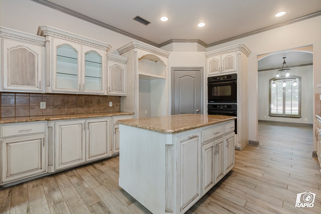 7011 Willow Bend, Odessa, Texas image 11