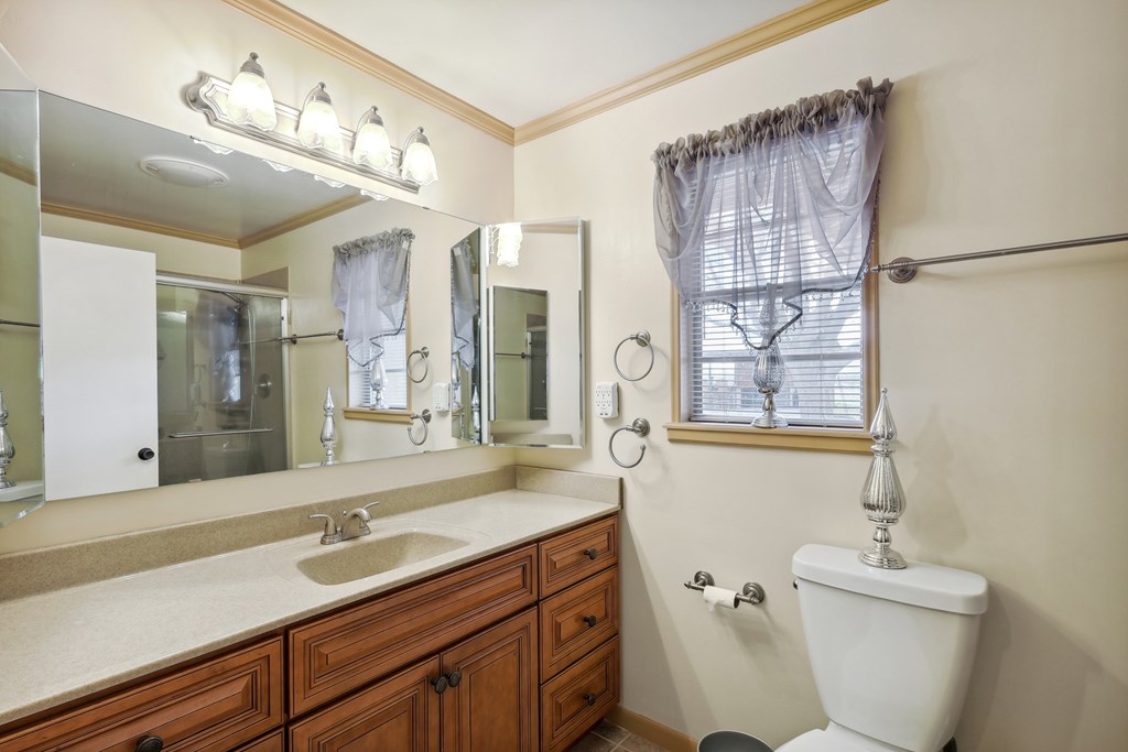 203 NE 8th St, Marathon, Texas image 17