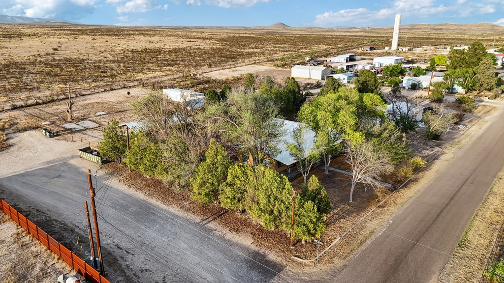 203 NE 8th St, Marathon, Texas image 30