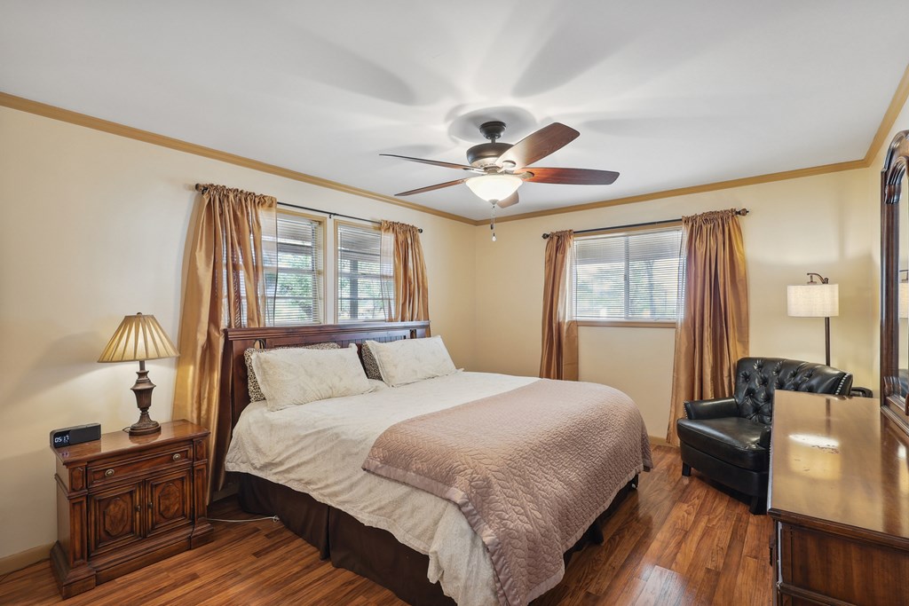 203 NE 8th St, Marathon, Texas image 18