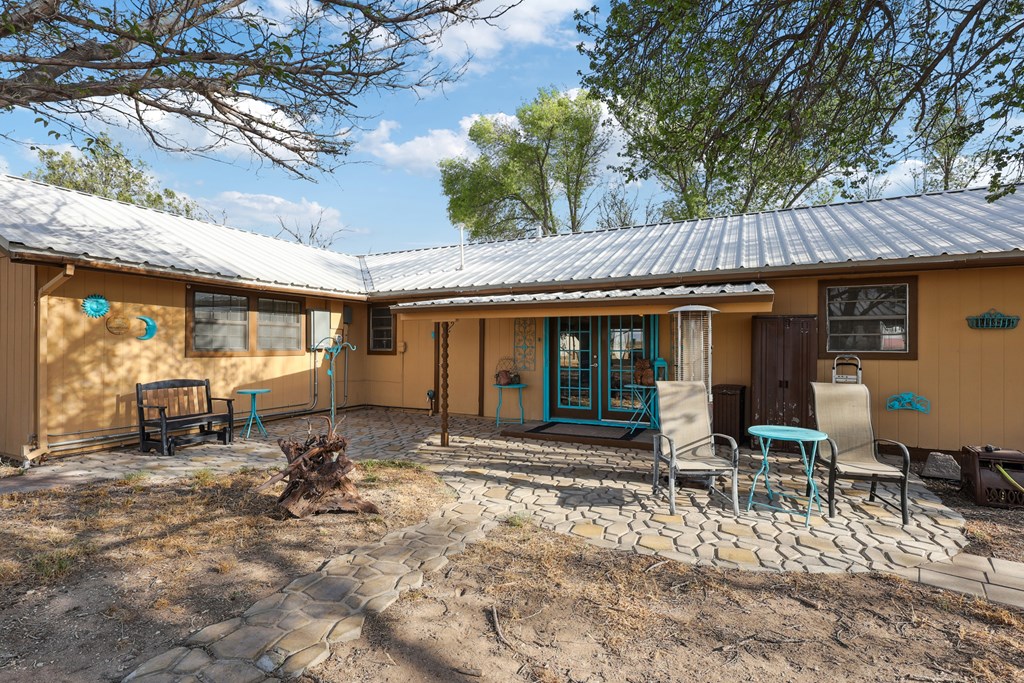 203 NE 8th St, Marathon, Texas image 28
