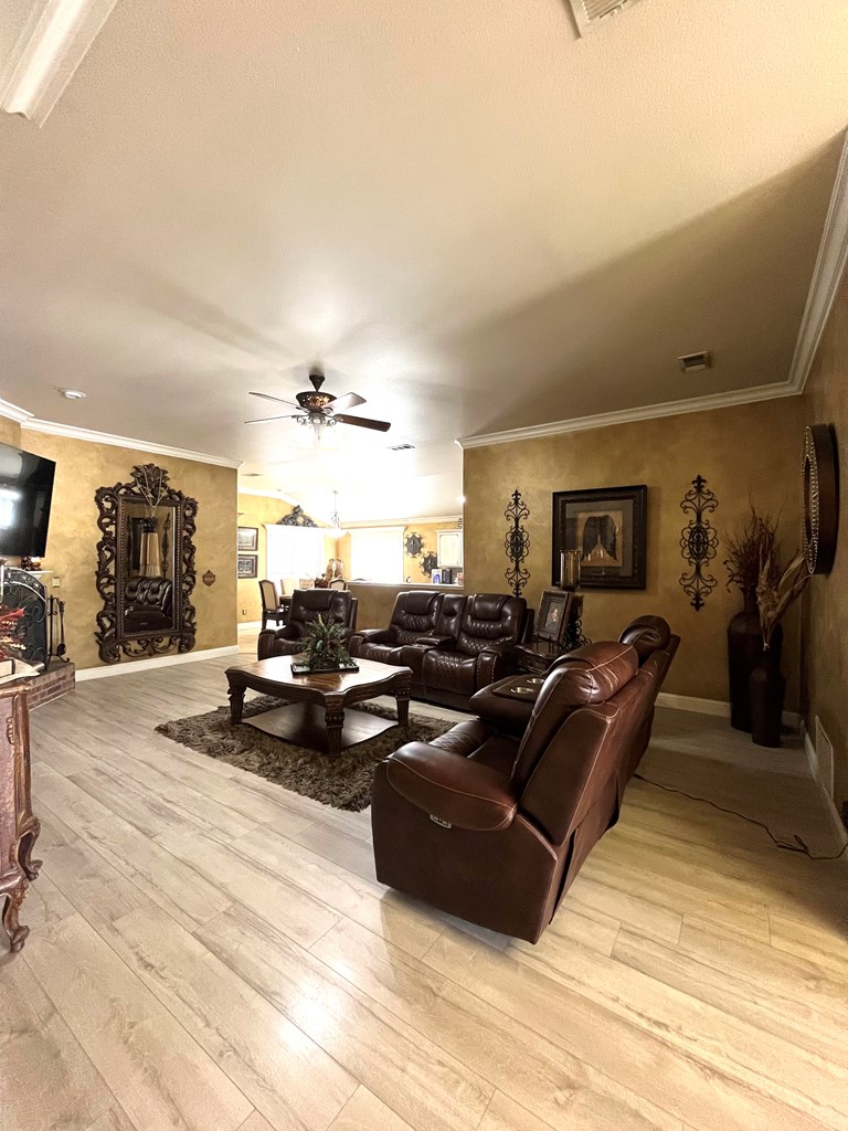 801 E 98th St, Odessa, Texas image 4