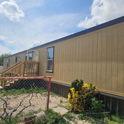 Mobile Home For Sale - 93 W 10th St<br/> Big Lake, TX 76931