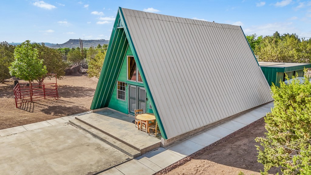 819 Webster Ave, Fort Davis, Texas image 2