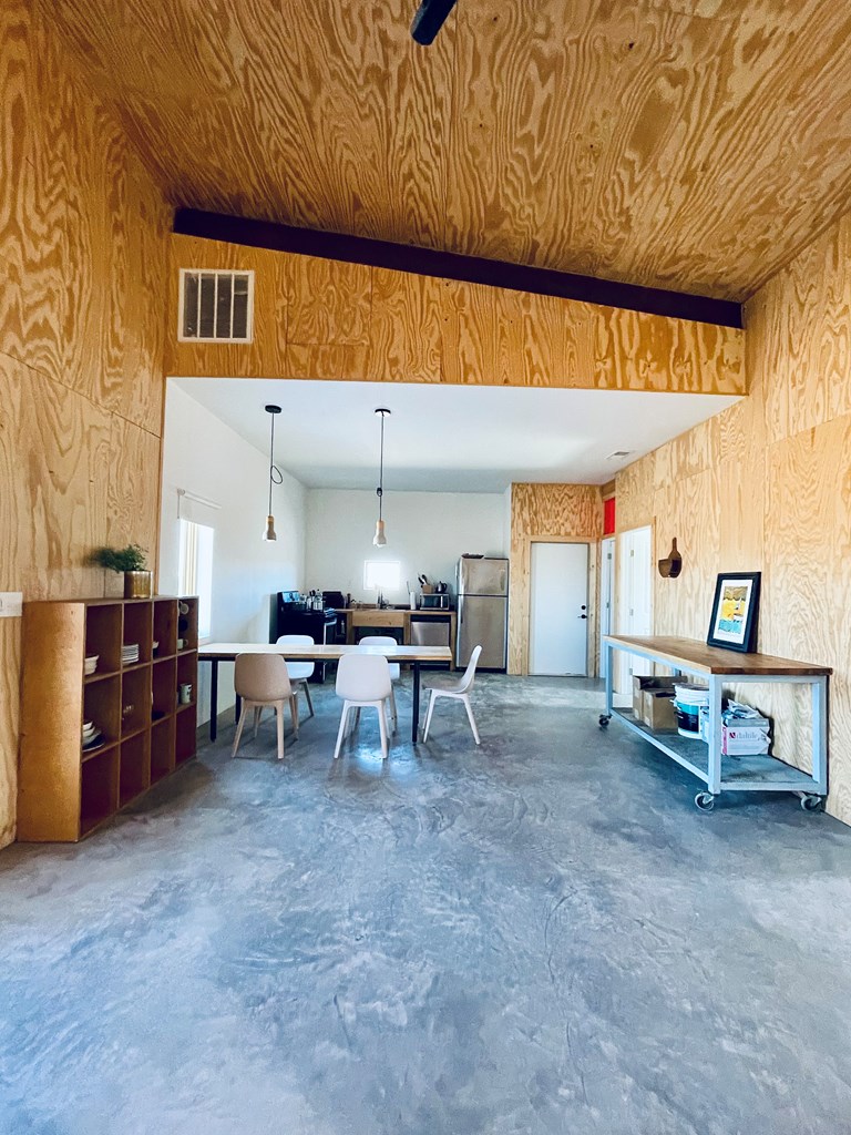 702 E Washington St, Marfa, Texas image 10