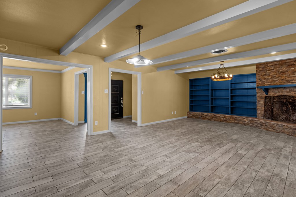 2900 E 21st St, Odessa, Texas image 4