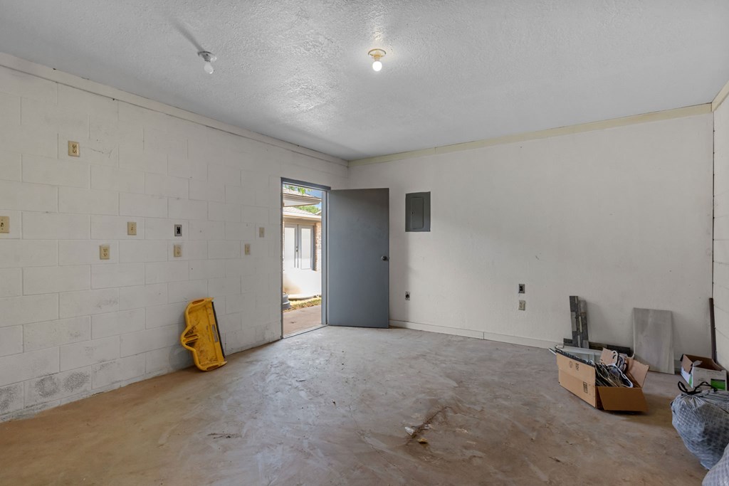 2900 E 21st St, Odessa, Texas image 24