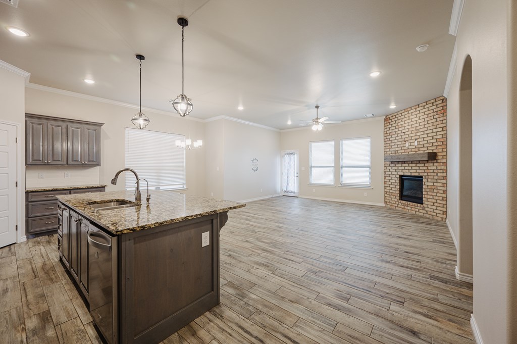 2007 Twin Falls Dr, Odessa, Texas image 22